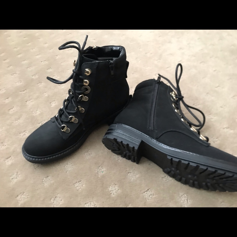 Guess 5.5 women’s boots
